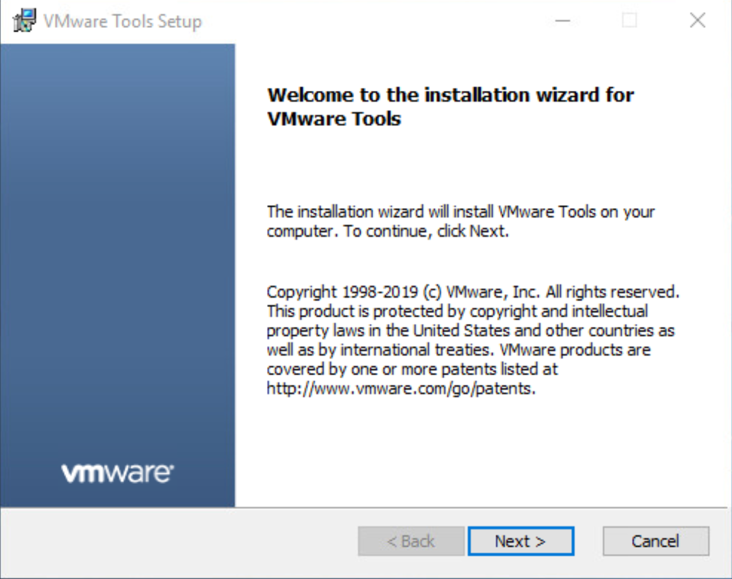 Yükleme sihirbazını içeren VMware Araçları Kurulumu penceresinin ekran görüntüsü.